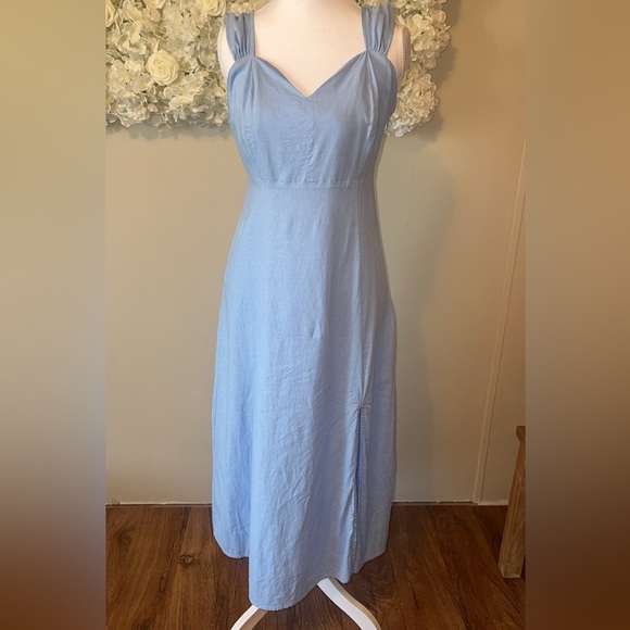 ryegrass Dresses & Skirts - Sleeveless Light Blue Maxi Dress with V-Neck flawed